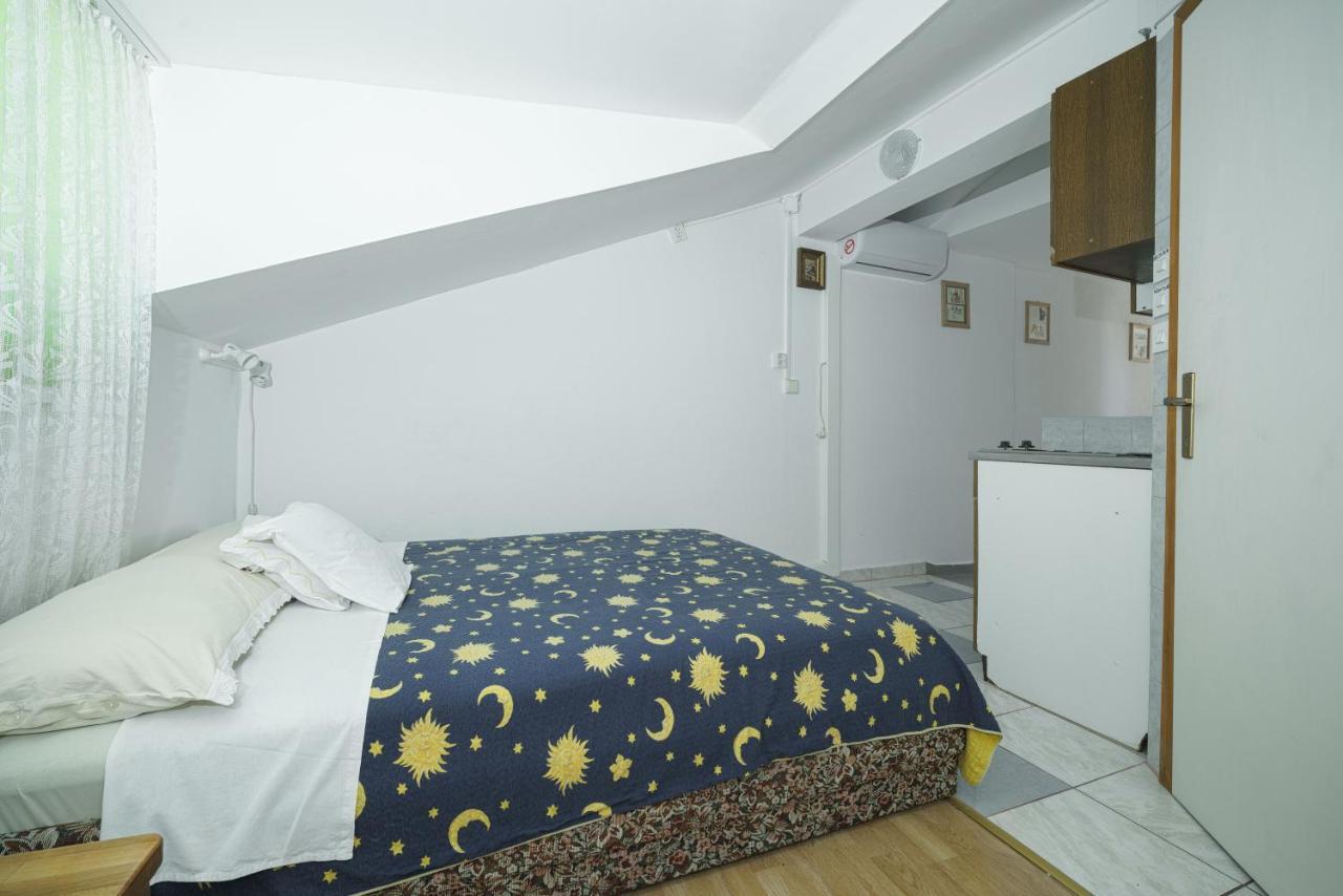 Apartmani Krizanovic Vodice Zewnętrze zdjęcie