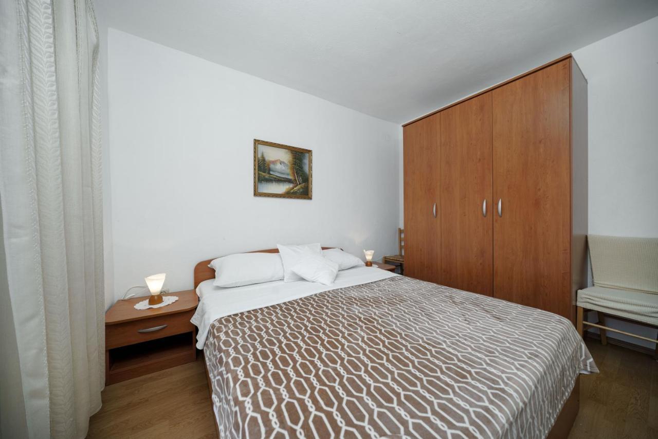 Apartmani Krizanovic Vodice Zewnętrze zdjęcie