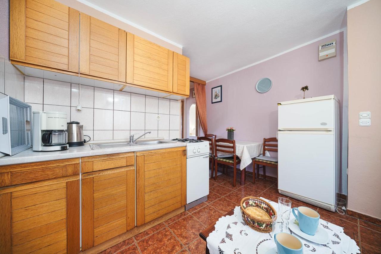 Apartmani Krizanovic Vodice Zewnętrze zdjęcie
