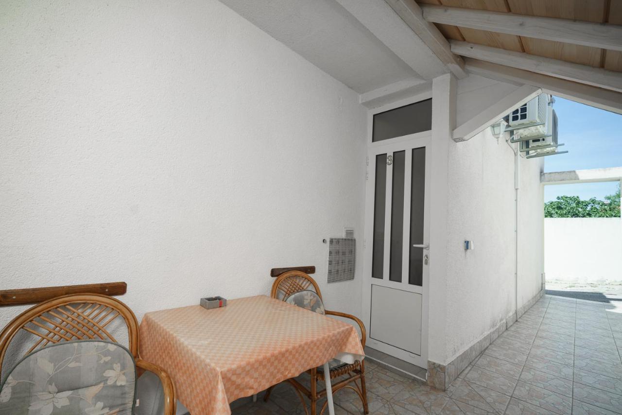 Apartmani Krizanovic Vodice Zewnętrze zdjęcie