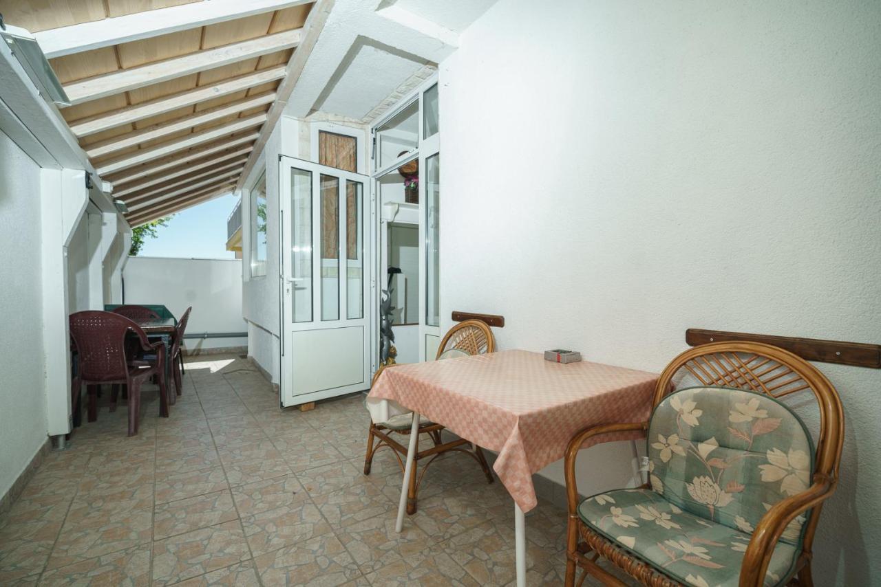 Apartmani Krizanovic Vodice Zewnętrze zdjęcie