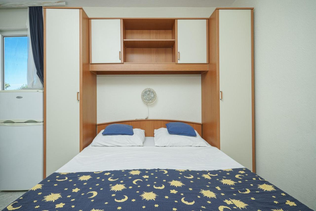 Apartmani Krizanovic Vodice Zewnętrze zdjęcie